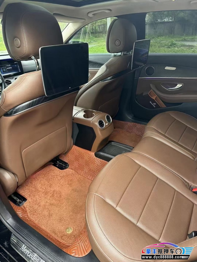 19年奔驰E轿车抵押车出售