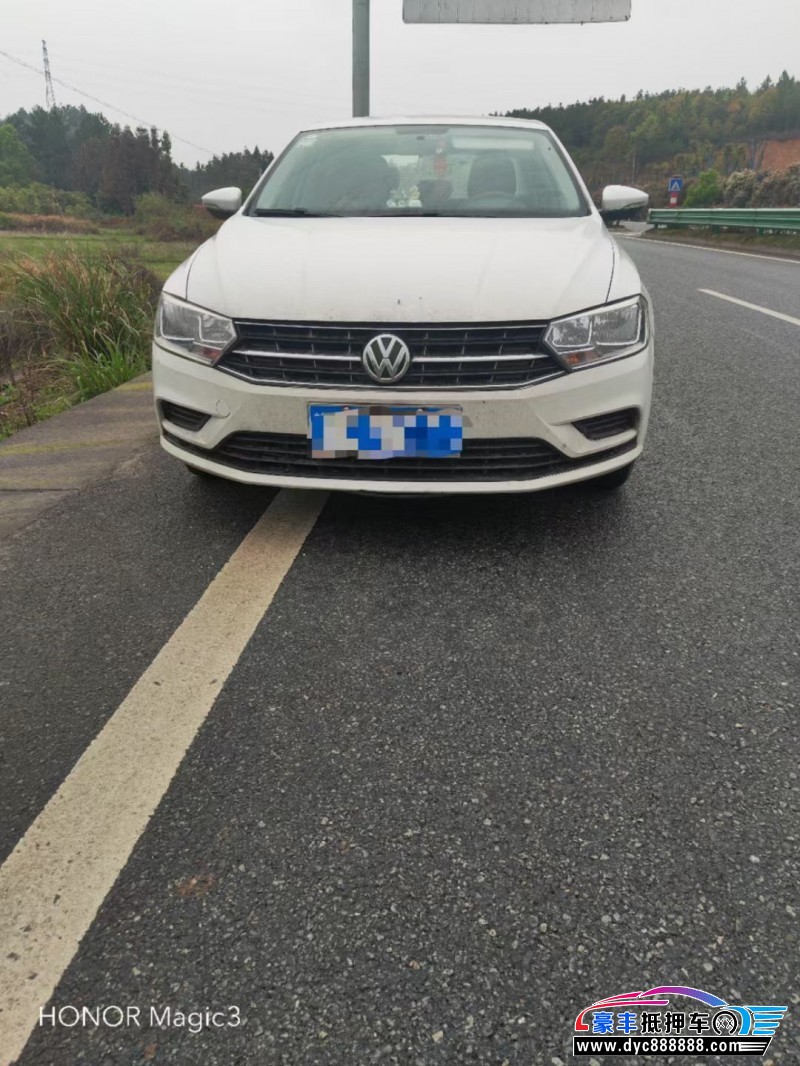 18年大众宝来轿车抵押车出售