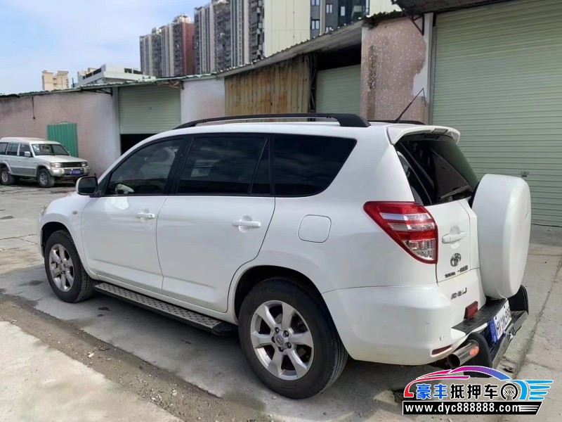 13年丰田RAV4SUV抵押车出售