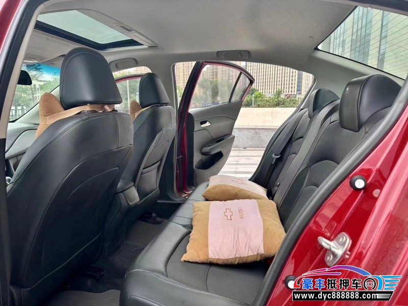 18年雪佛兰科沃兹轿车抵押车出售