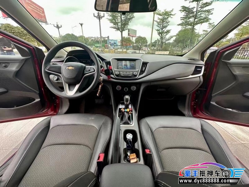 18年雪佛兰科沃兹轿车抵押车出售