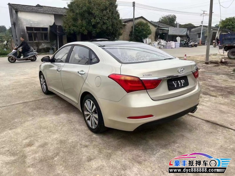 15年现代名图轿车抵押车出售