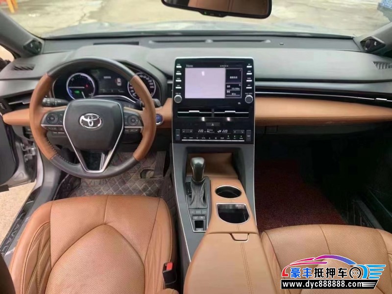 19年丰田亚洲龙轿车抵押车出售