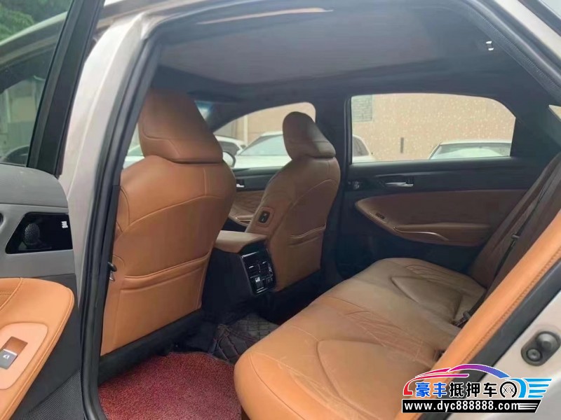 19年丰田亚洲龙轿车抵押车出售