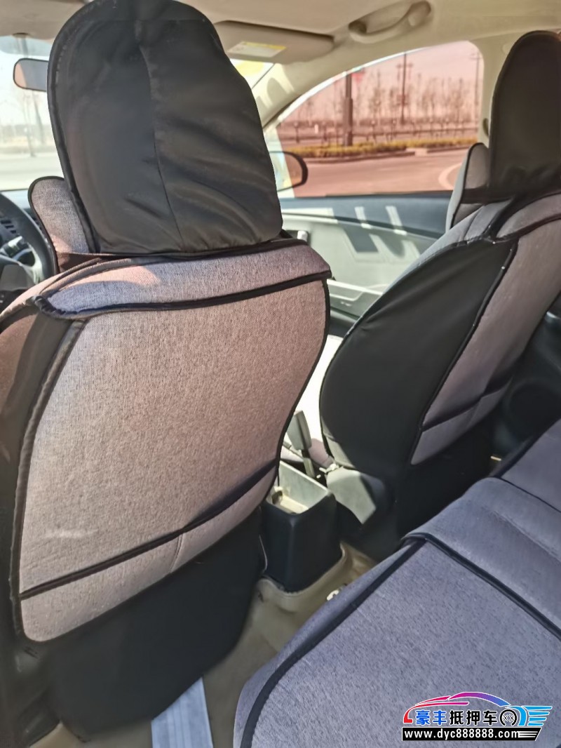 16年起亚K2轿车抵押车出售