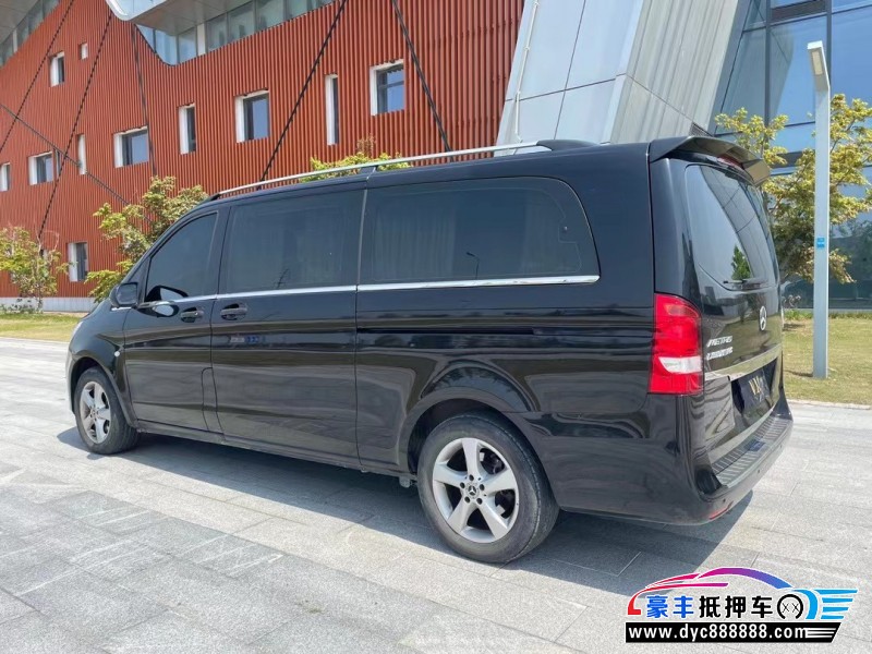 18年奔驰威霆SUV抵押车出售