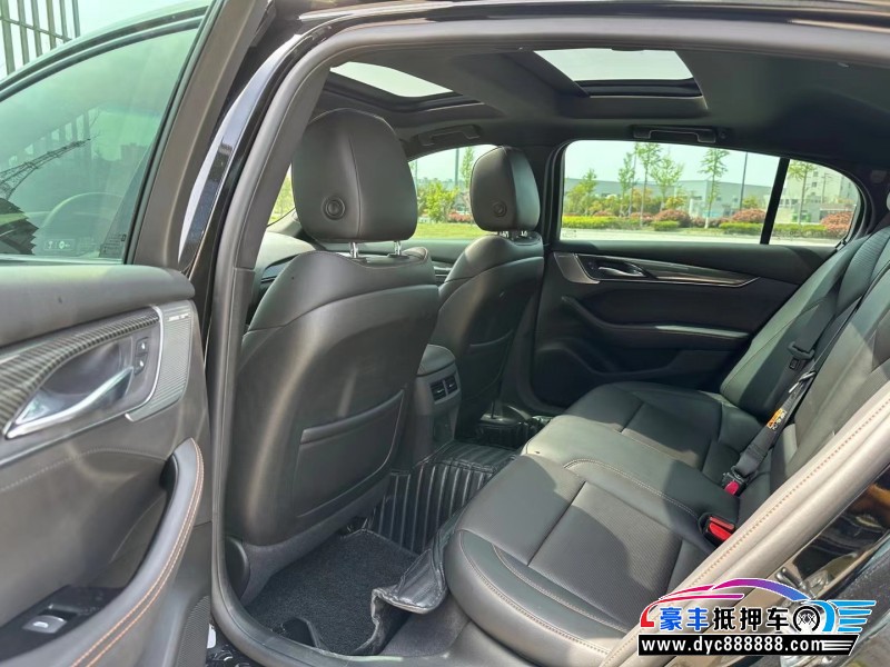 21年凯迪拉克CT5轿车抵押车出售