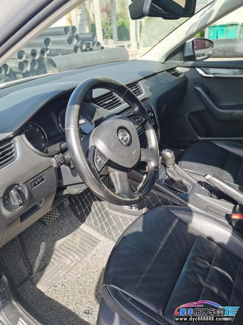 16年斯柯达明锐轿车抵押车出售