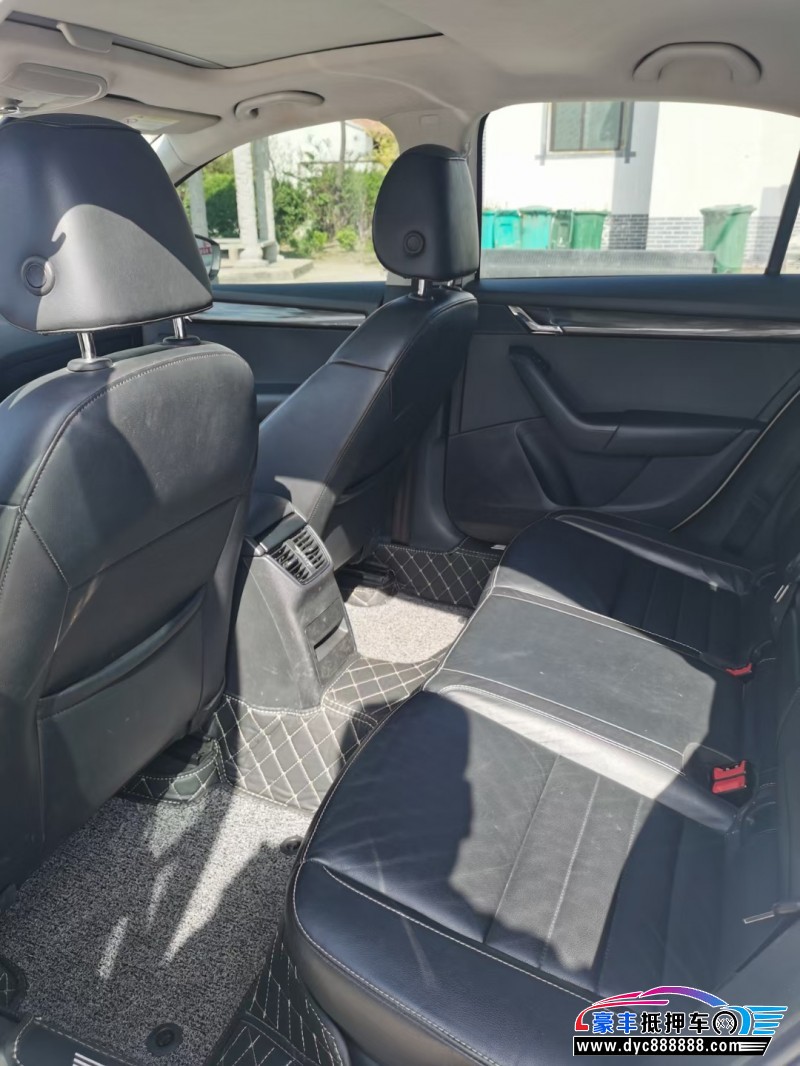 16年斯柯达明锐轿车抵押车出售