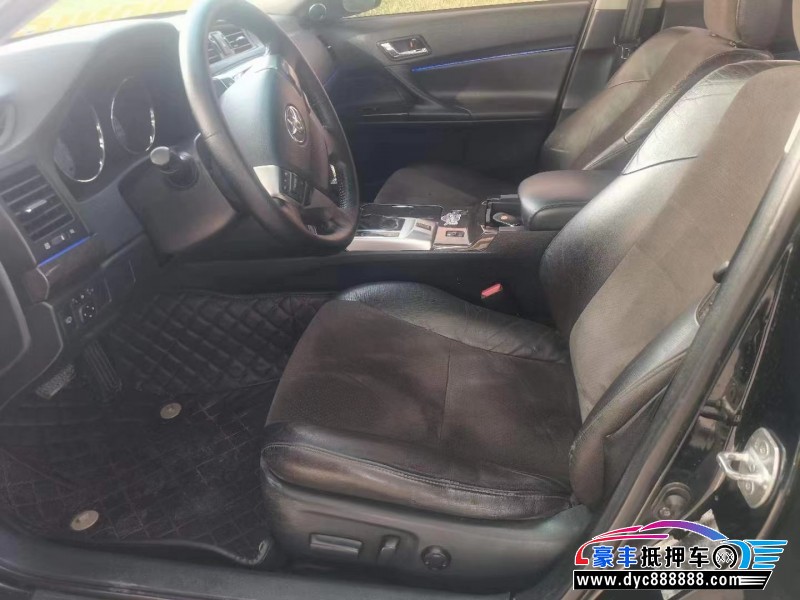 14年丰田锐志轿车抵押车出售