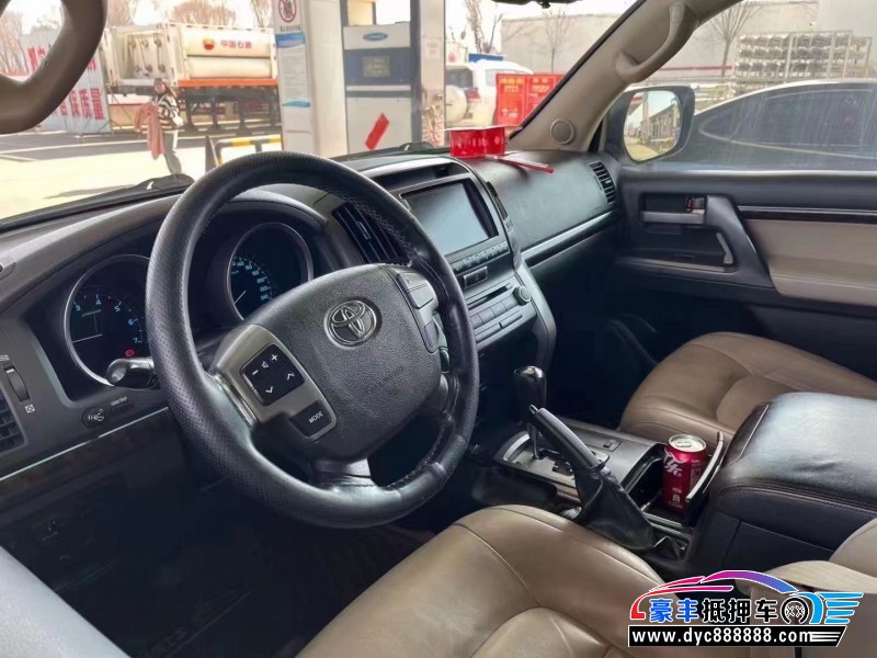 10年丰田兰德酷路泽SUV抵押车出售