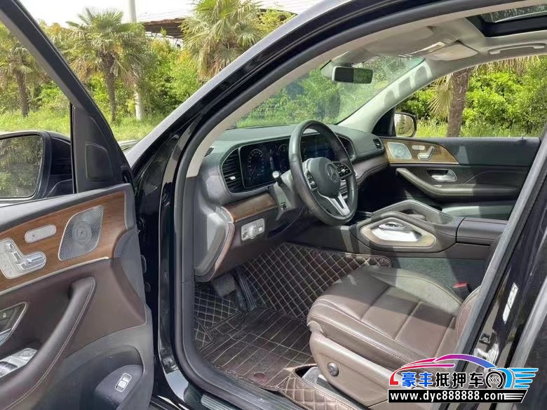 20年奔驰GLE轿车抵押车出售