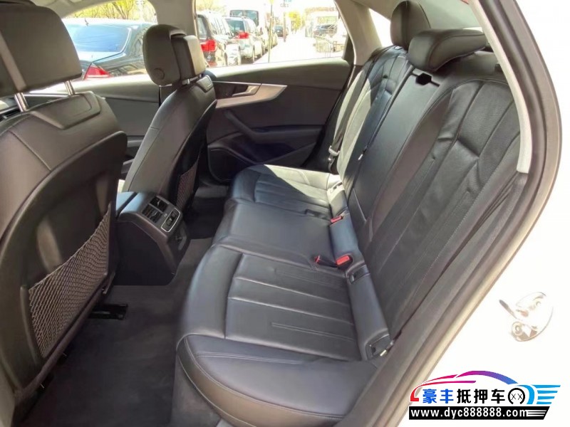 18年奥迪A4轿车抵押车出售