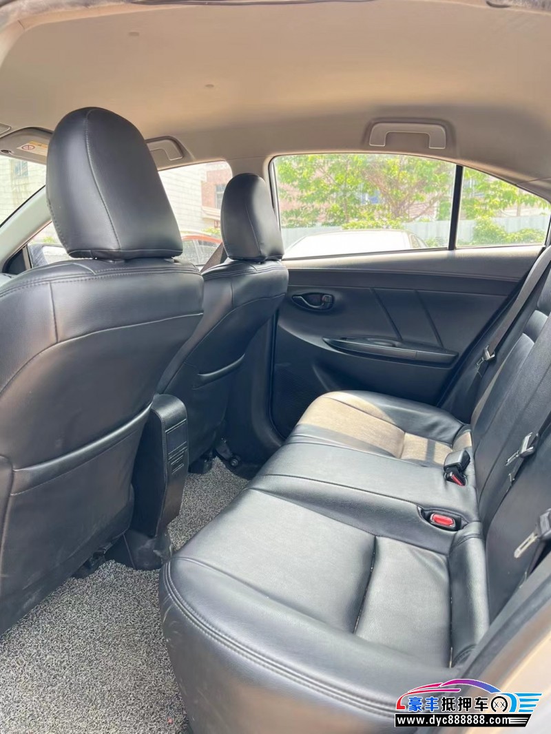 19年丰田威驰轿车抵押车出售