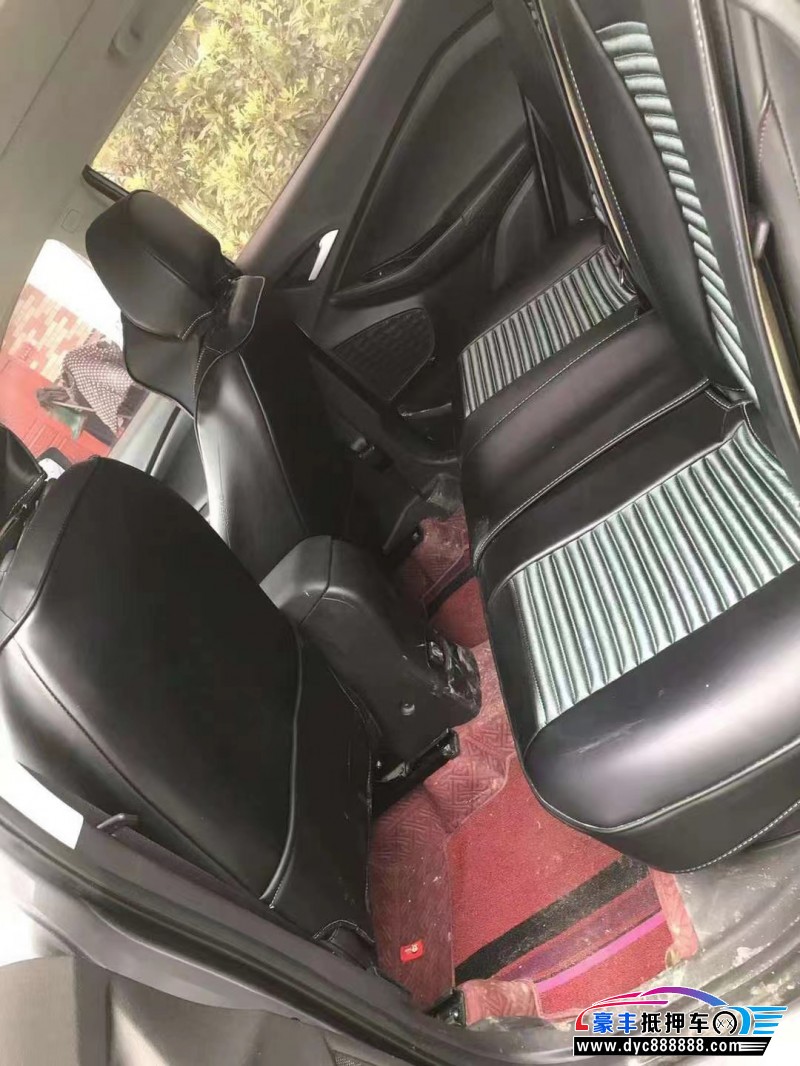 20年雪佛兰创酷轿车抵押车出售