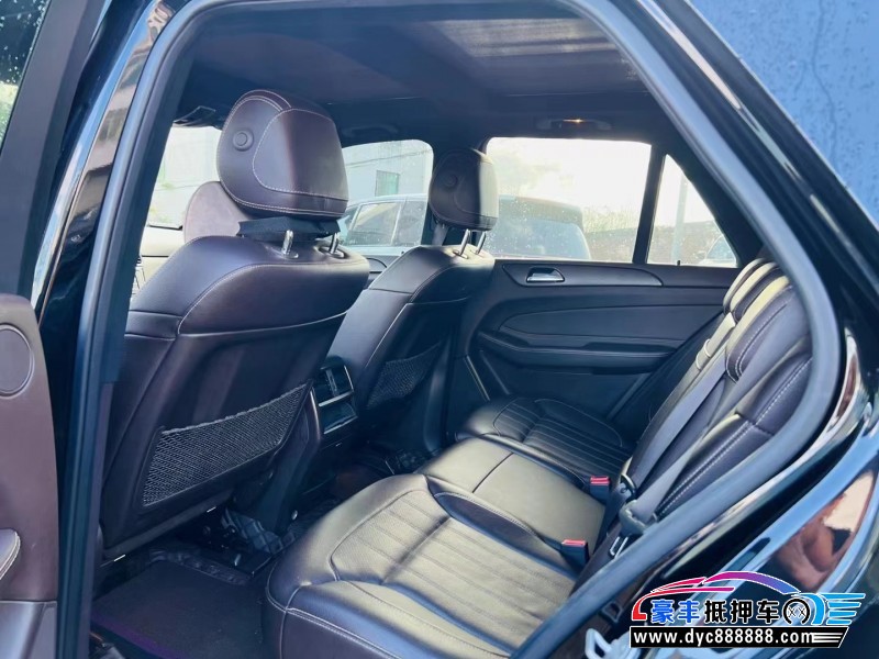 17年奔驰GLE轿车抵押车出售