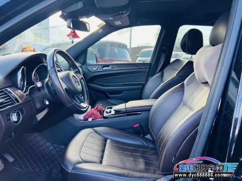 17年奔驰GLE轿车抵押车出售