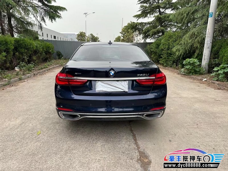 18年宝马7系轿车抵押车出售