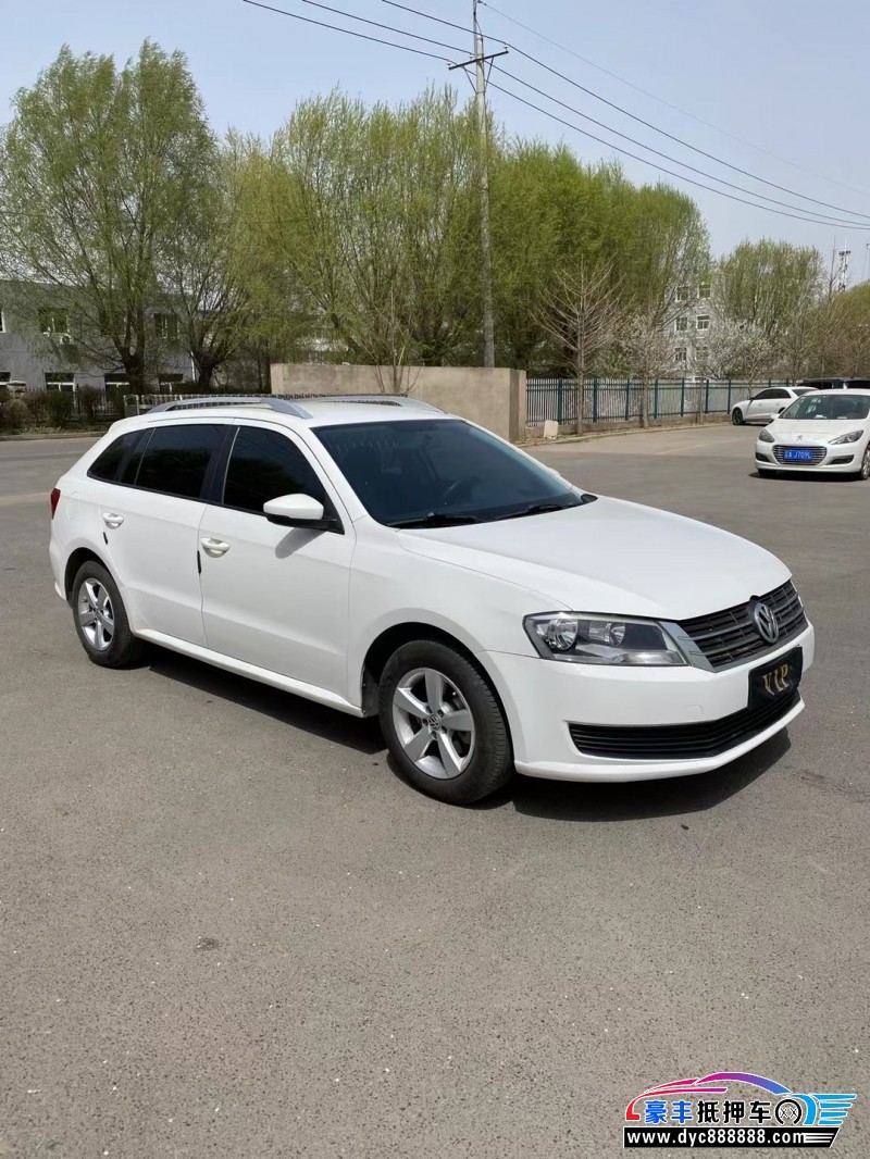 14年大众朗行轿车抵押车出售