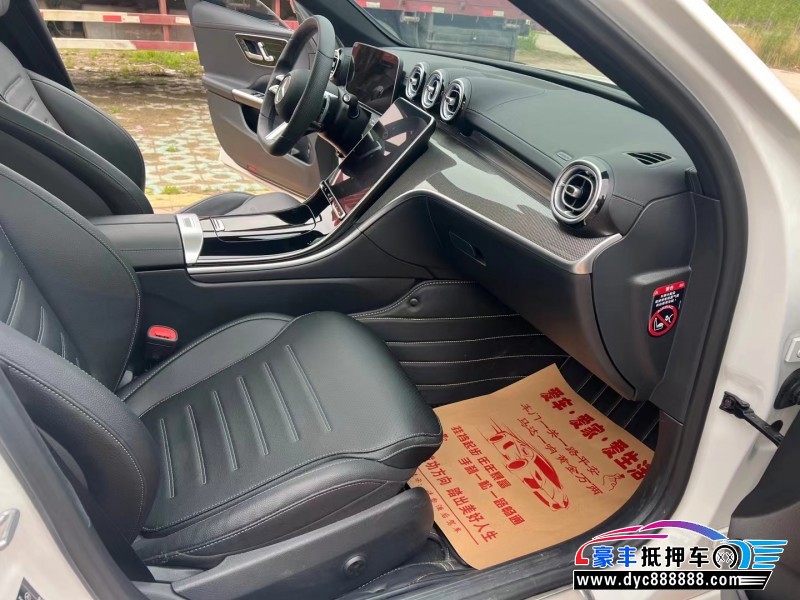 22年奔驰C级轿车抵押车出售
