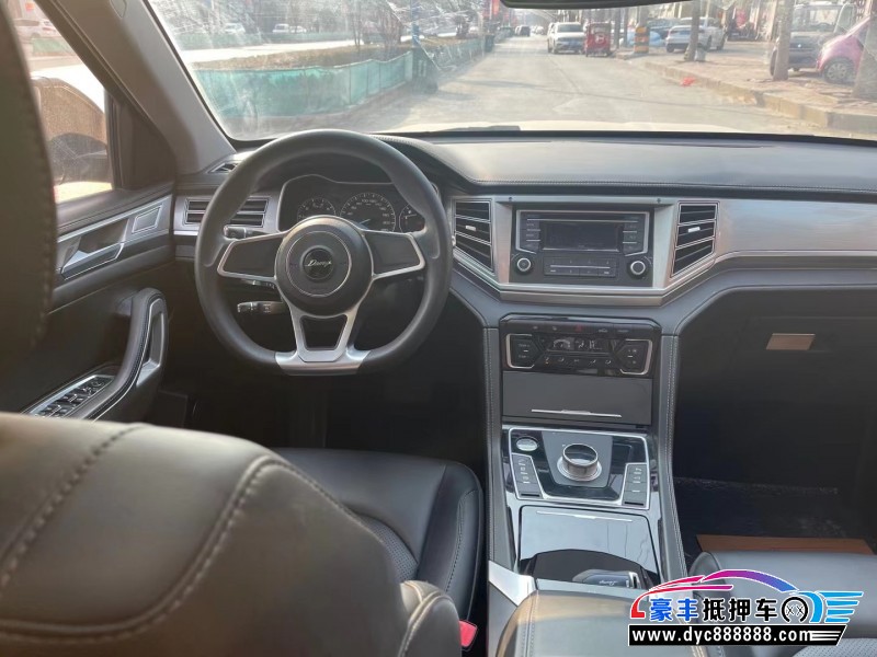 18年众泰大迈X7SUV抵押车出售