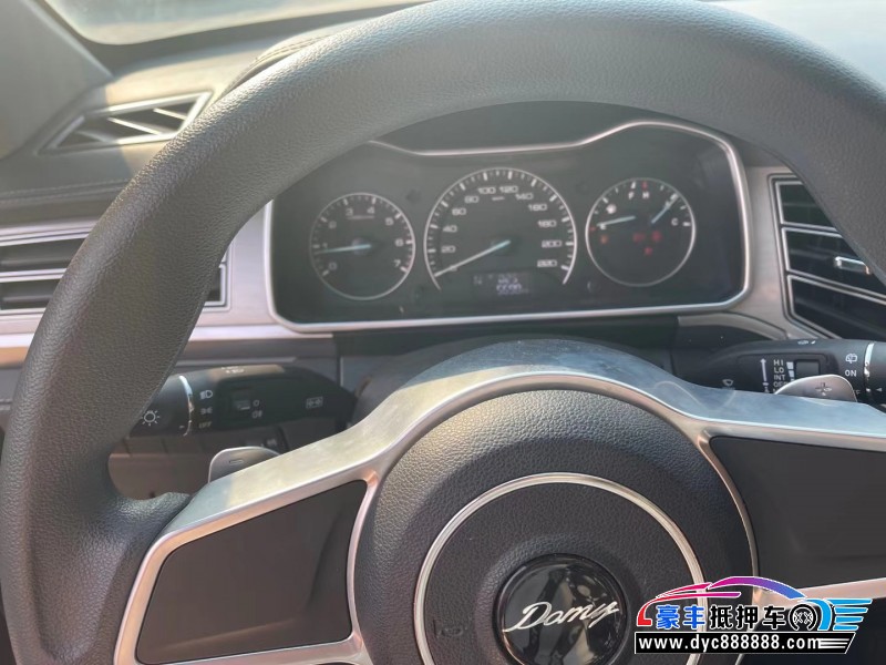 18年众泰大迈X7SUV抵押车出售