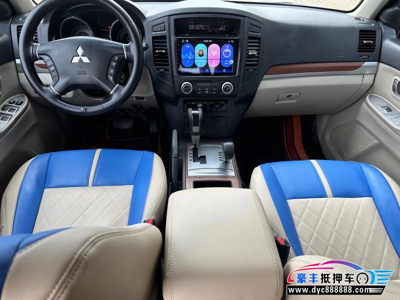 11年三菱帕杰罗SUV抵押车出售