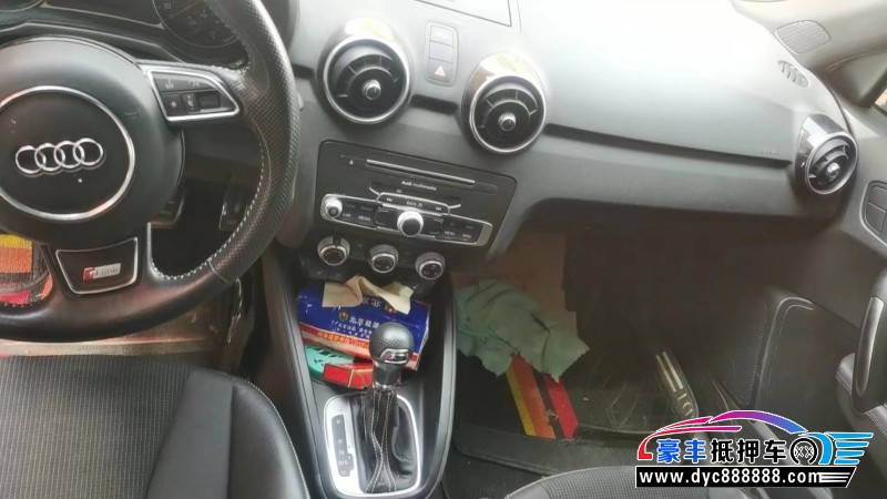 18年奥迪A1轿车抵押车出售