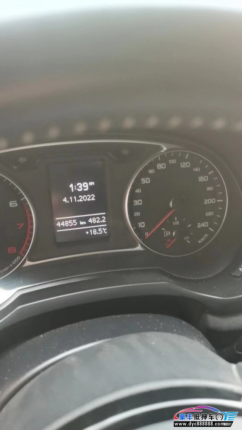 18年奥迪A1轿车抵押车出售