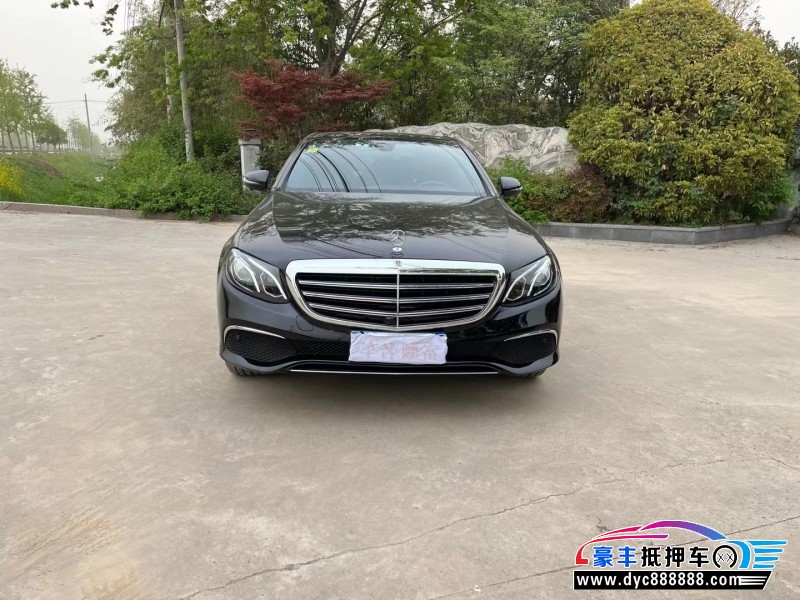 19年奔驰E轿车抵押车出售