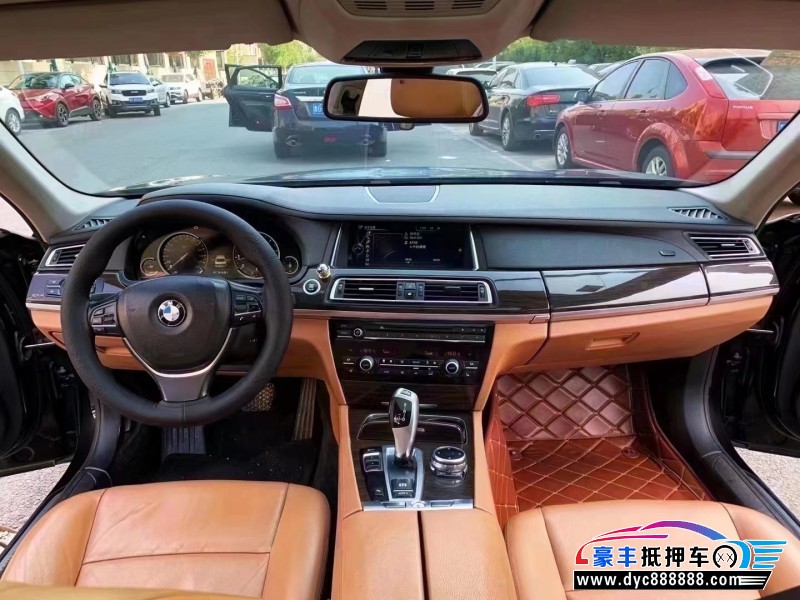 14年宝马7系轿车抵押车出售