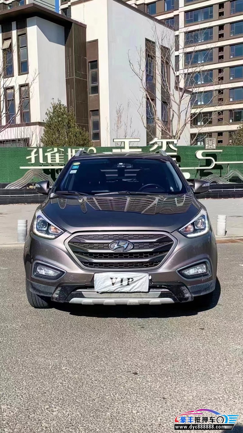 15年现代ix35轿车抵押车出售