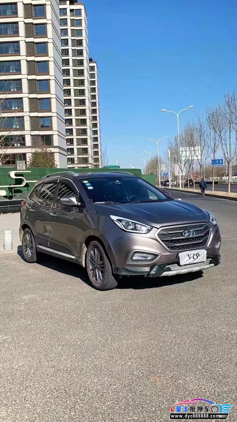 15年现代ix35轿车抵押车出售