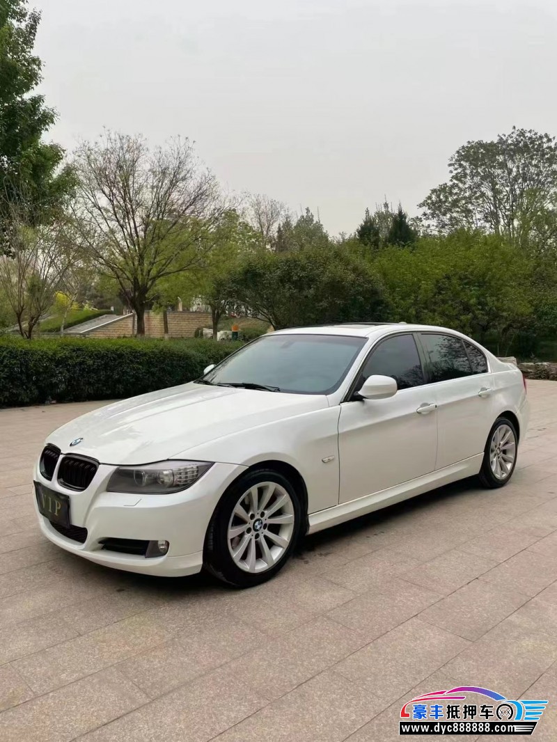 12年宝马3系轿车抵押车出售