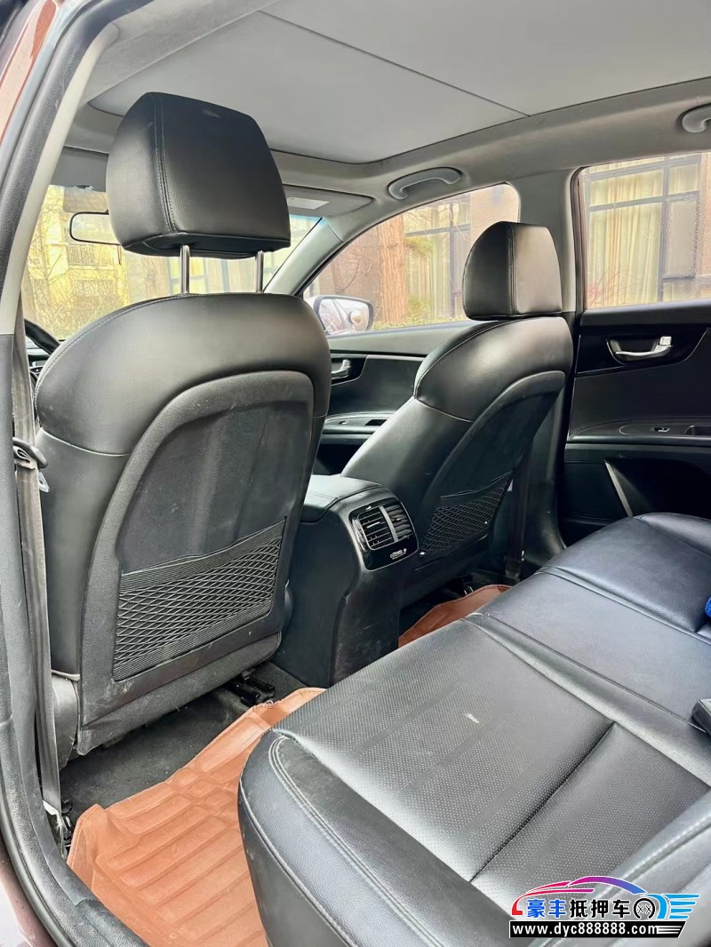 15年起亚K4轿车抵押车出售