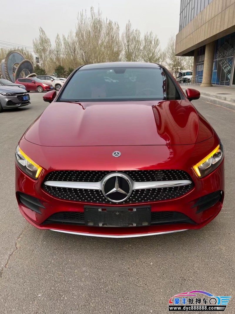 20年奔驰A轿车抵押车出售