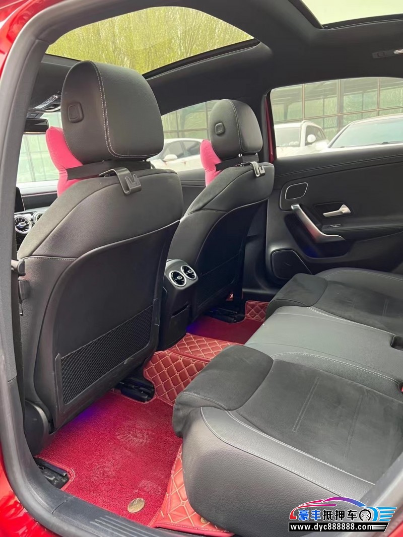 20年奔驰A轿车抵押车出售