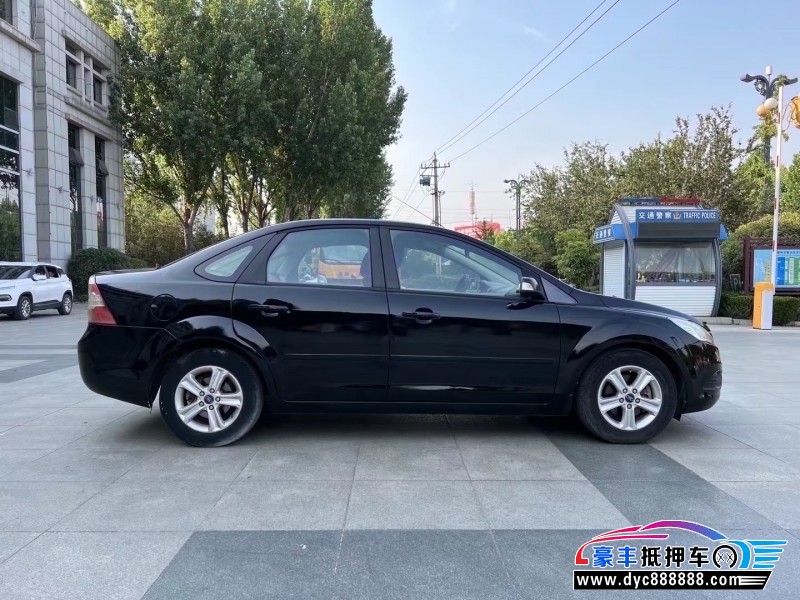 09年福特福克斯轿车抵押车出售