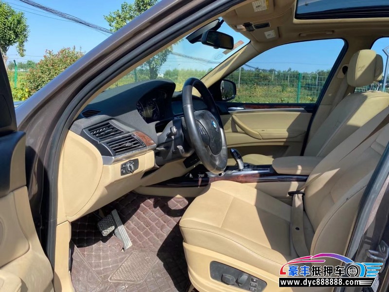 13年宝马X5轿车抵押车出售