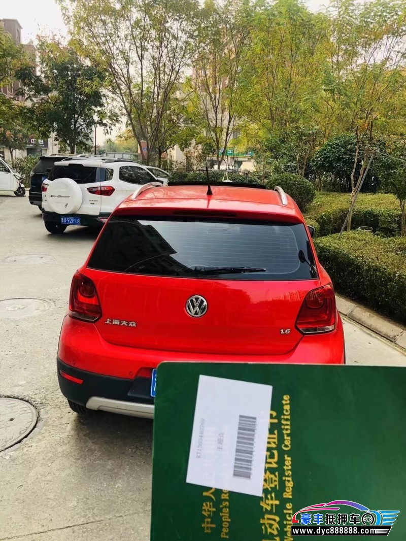 13年大众polo轿车抵押车出售