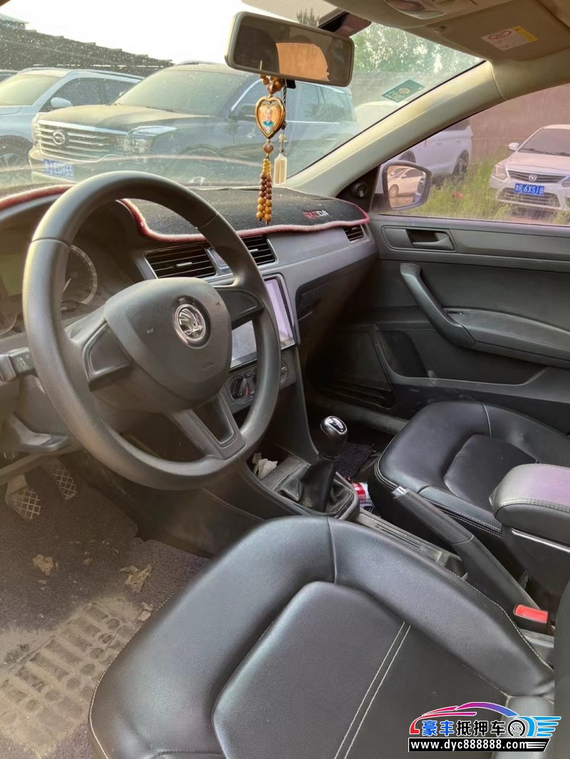 18年斯柯达昕锐轿车抵押车出售