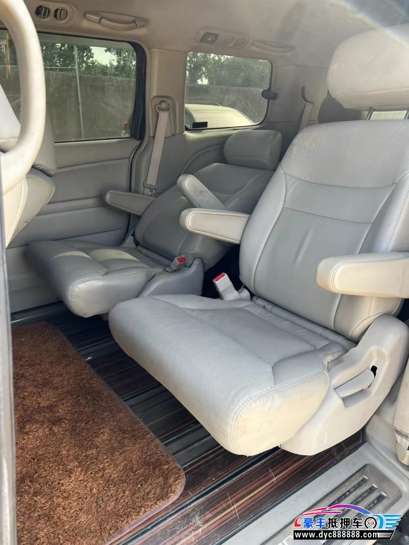 13年本田艾力绅轿车抵押车出售