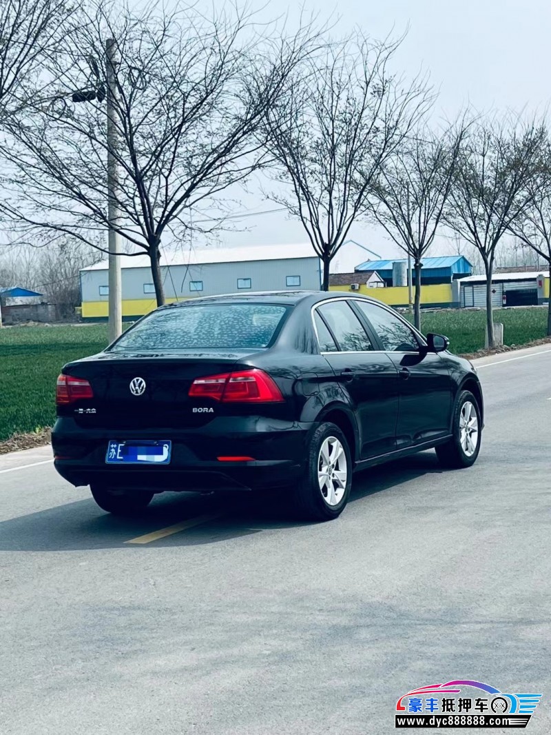 15年大众宝来轿车抵押车出售