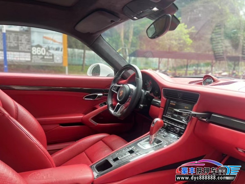 14年保时捷911轿车抵押车出售