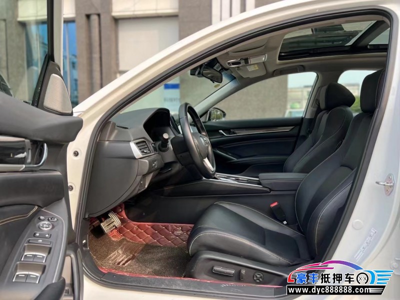 22年本田雅阁轿车抵押车出售