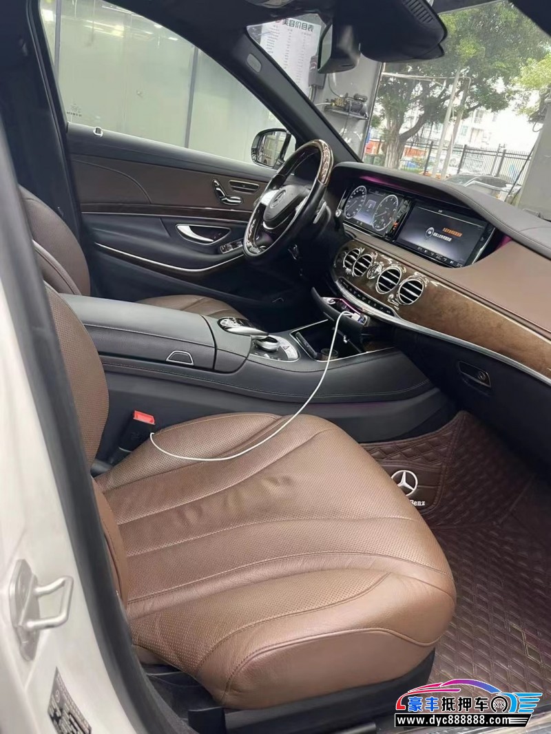 17年奔驰S轿车抵押车出售