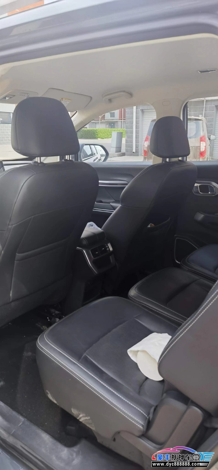 21年吉利豪越SUV抵押车出售