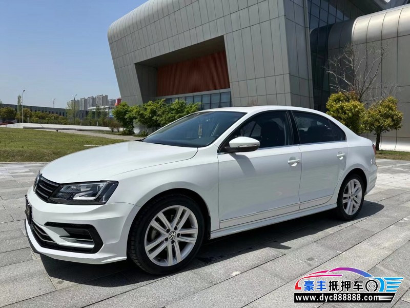 18年大众速腾轿车抵押车出售