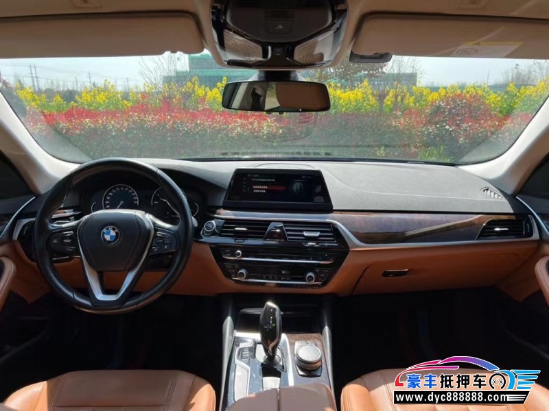 18年宝马5系轿车抵押车出售