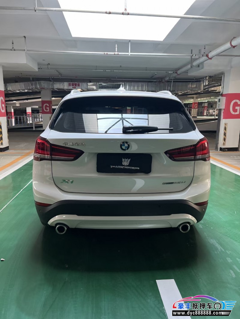 19年宝马X1轿车抵押车出售